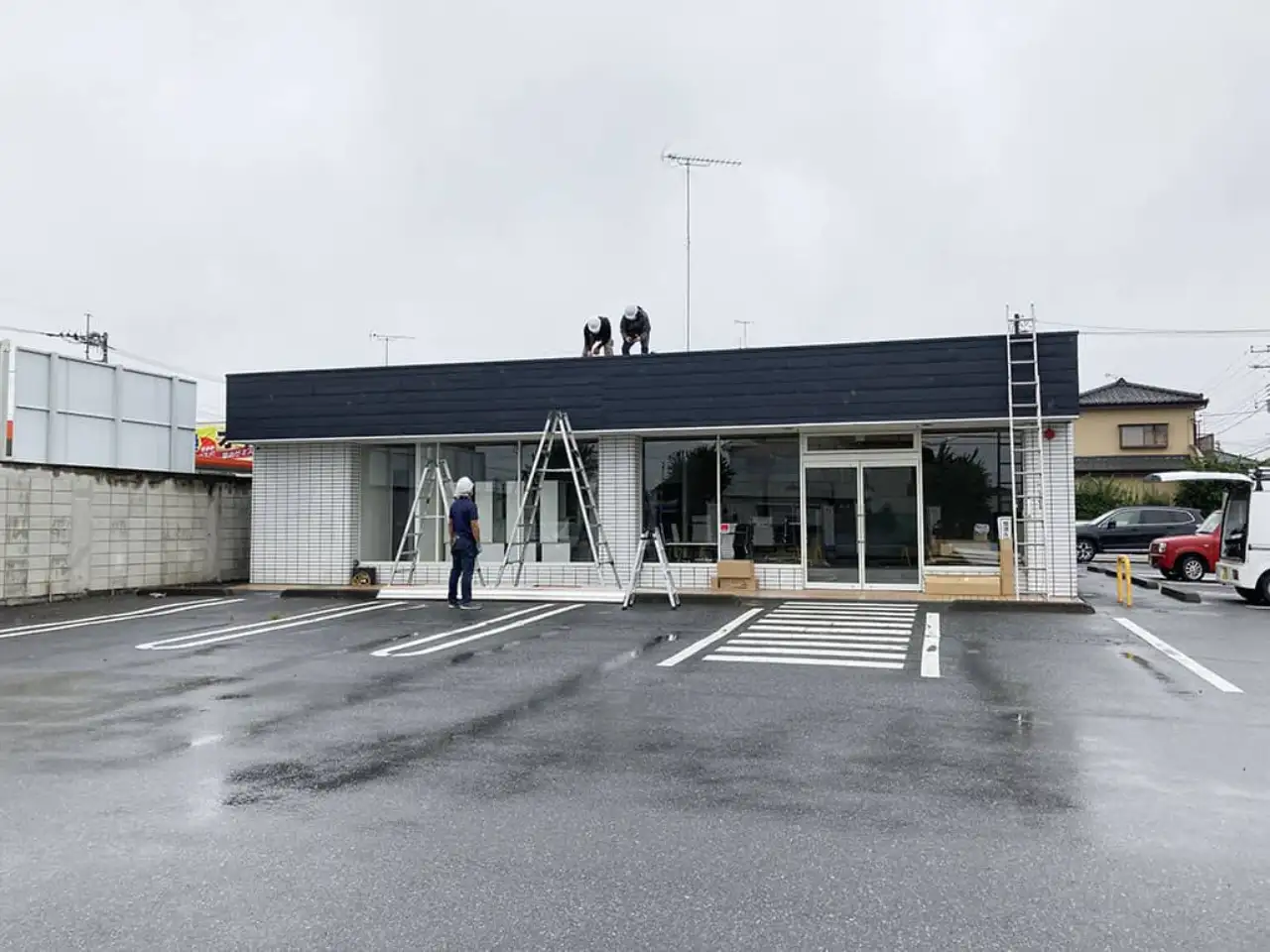 看板設置前の店舗正面