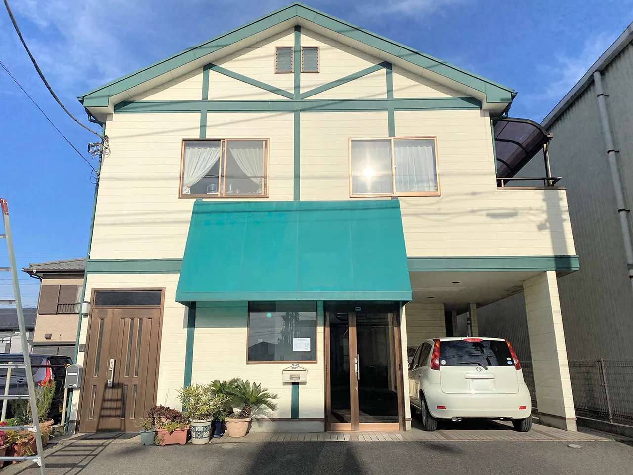 NextStep個別指導塾の施工前のテント看板
