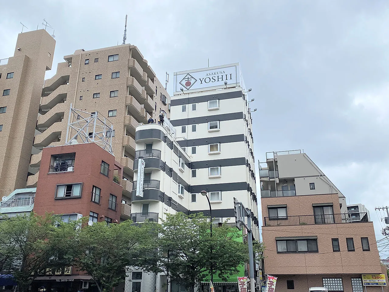 浅草吉居ホテルの全景